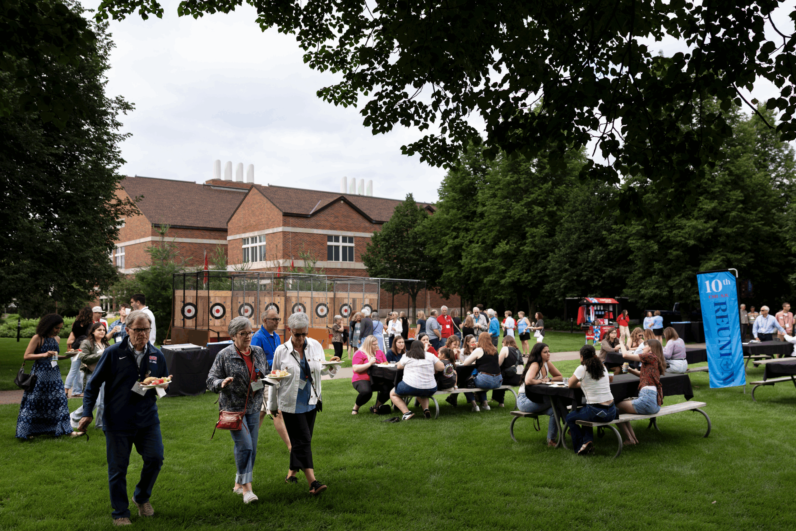 Over 1,400 alums return to CSB and SJU for Reunion Weekend